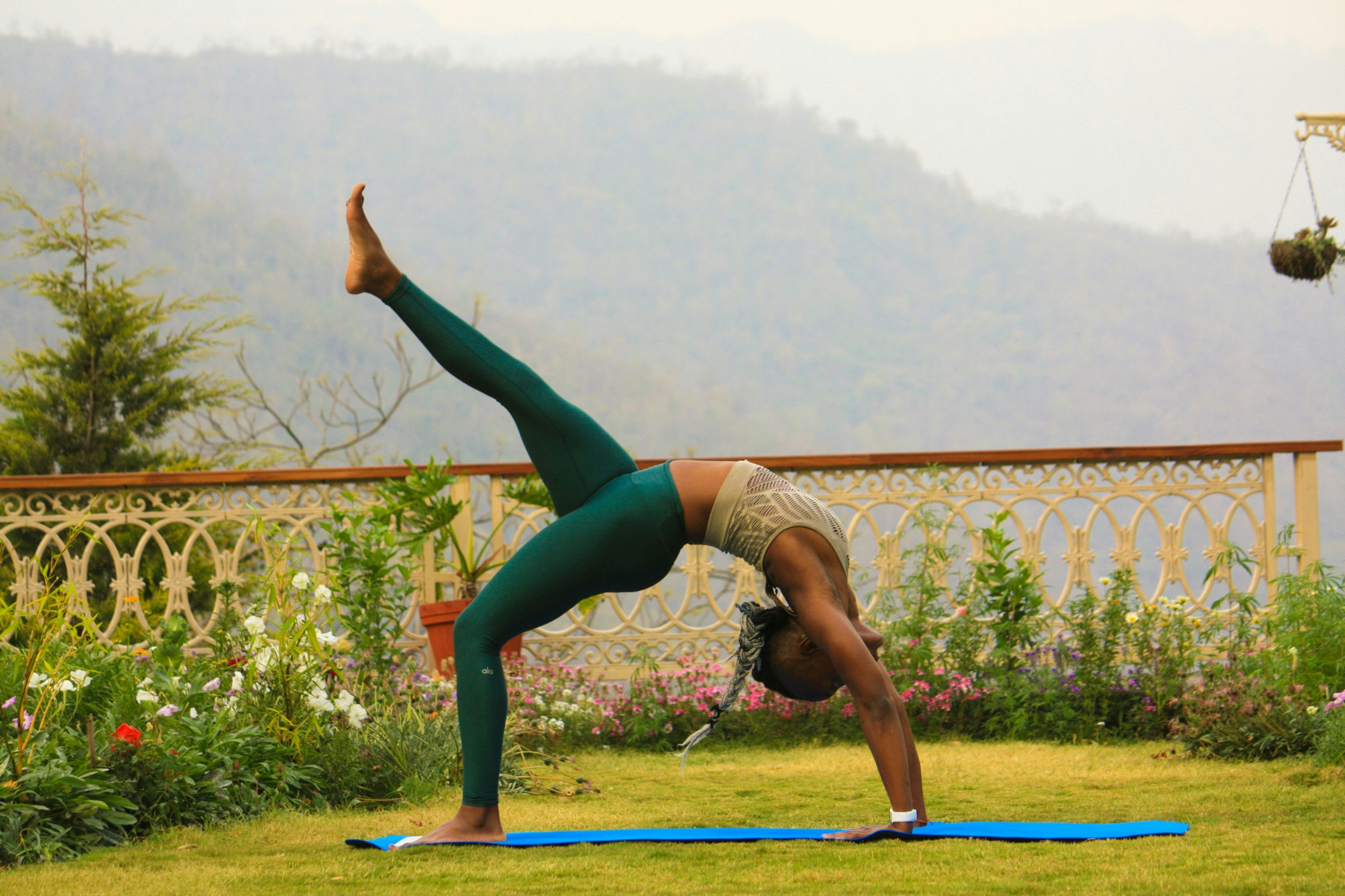 Take the 21-Day FuTopia Wellness Challenge!